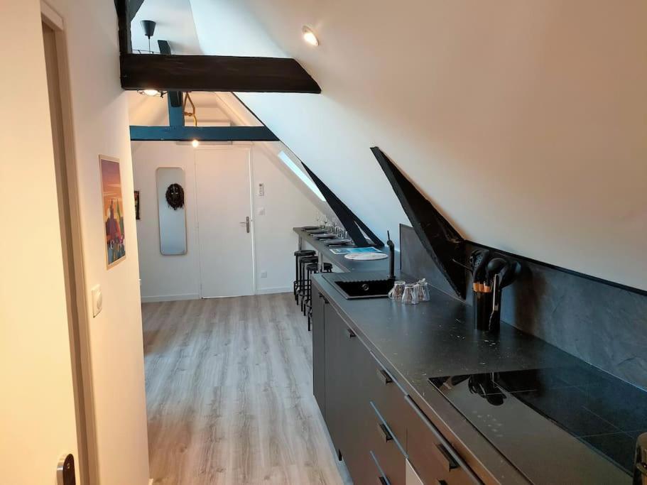Dakar - Bel Appartement A Реймс Екстериор снимка