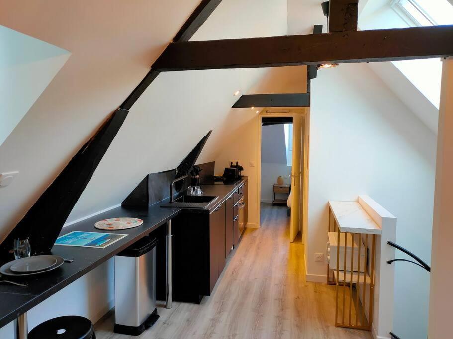 Dakar - Bel Appartement A Реймс Екстериор снимка